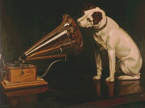 全世界最有名的小狗是听留声机的尼波