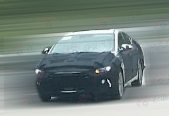 北京现代新一代朗动谍照 广州车展首发