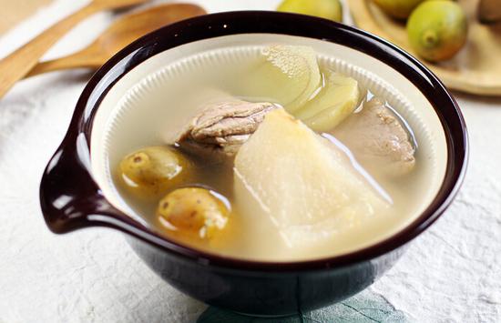 10款滋补润肺汤慢慢喝起来 还怕秋冬不滋润_惠