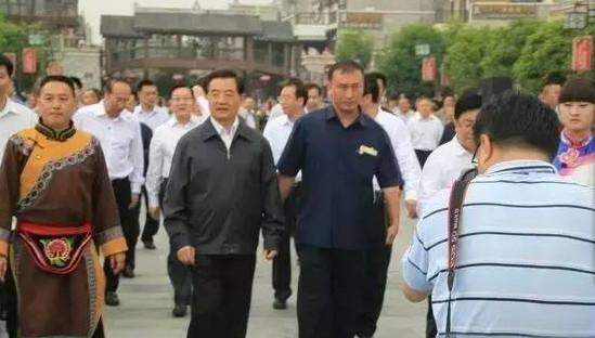 胡锦涛退休后的秋游:赴福建武夷山(组图)