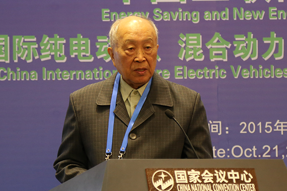 杨裕生:望十三五为小型低速电动车开绿灯