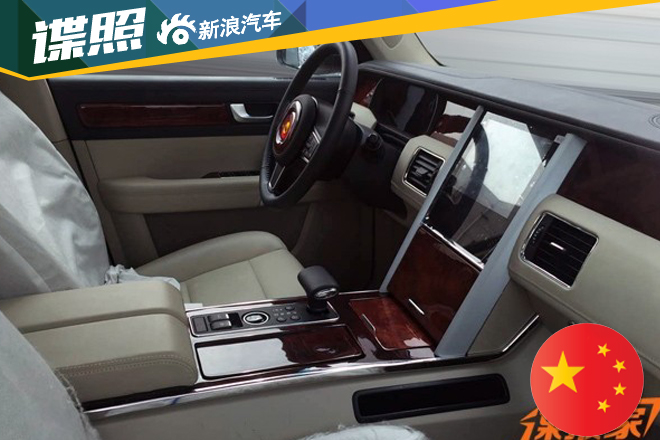 曝红旗LS5量产版最新谍照 内饰设计大改
