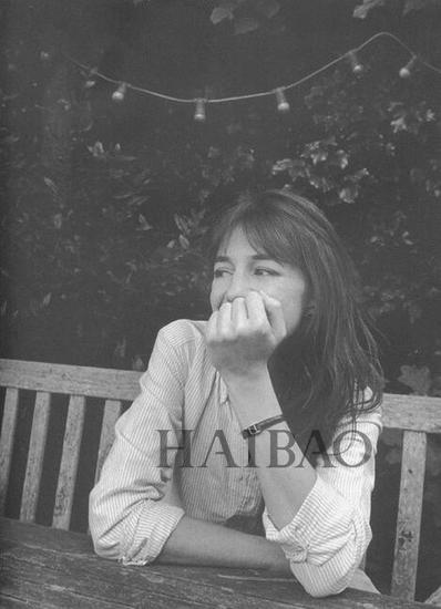 ء˹ (Charlotte Gainsbourg)2
