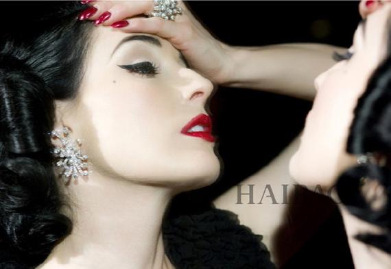 蒂塔·万提斯 (Dita Von Teese)