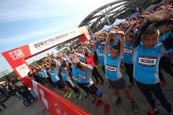 谭杰聊跑步:分枪出发是怎样一种体验 _跑步频道_新浪竞技风暴_新浪网