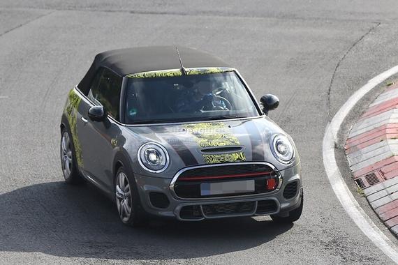 全新MINI JCW Cabrio路试谍照曝光