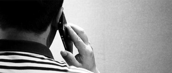 市民求助的時候打不通電話，那已不僅僅是沮喪和懊惱了