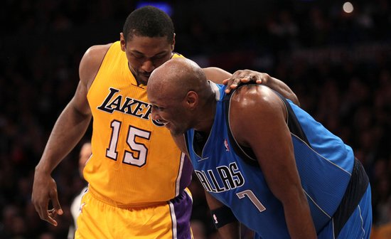 慈世平讽 卡戴珊家族 作秀_手机新浪网