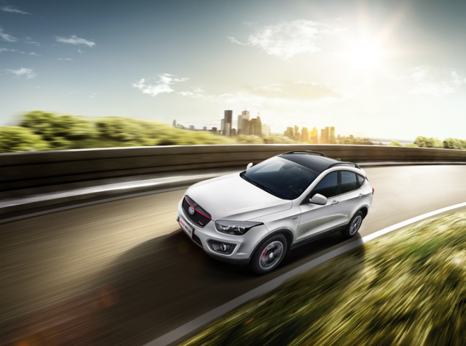 品质再升级 2016款奔腾X80伴您乐享自由