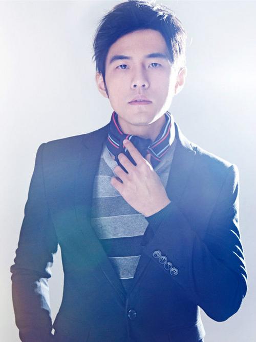 周杰伦首谈当奶爸的苦与乐_手机新浪网