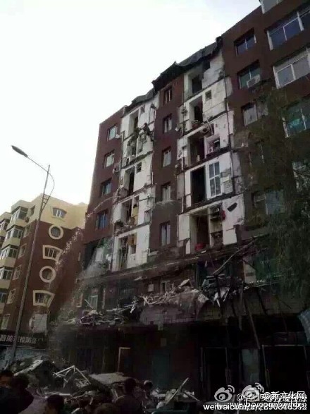 吉林辽源一 居民 楼 阳台突然 整体 脱落 (图)|阳台|脱