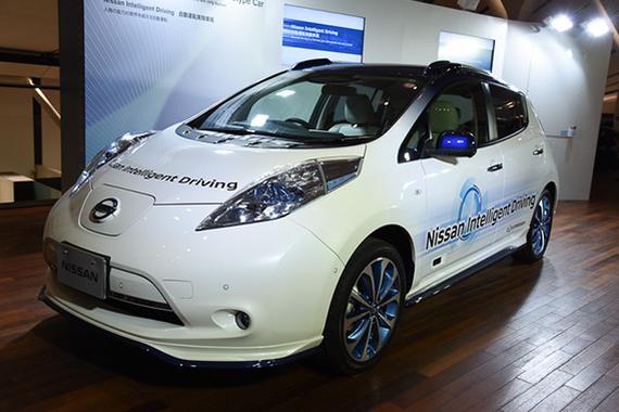 日产展示纯电动聆风自动驾驶1.0概念车