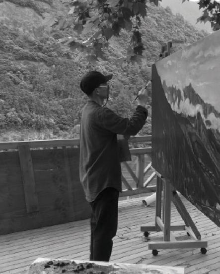 中国画油画展点亮中国美术馆