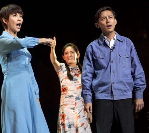 人气加速!蔡少芬宁静加盟芒果北京招商会|湖南