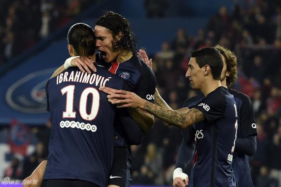 伊布卡瓦尼进球 巴黎4-1领跑