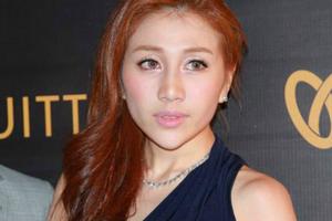 赌王之子新欢获全家喜爱 何超盈当媒人