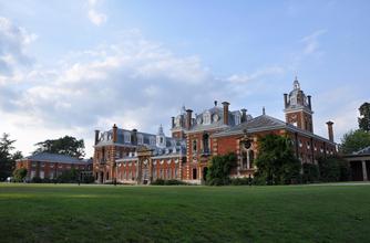 中国家长重金收购英国贵族学校 并非有钱任性