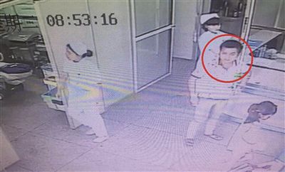 柳州这名男子撞人送医后,从医院逃逸