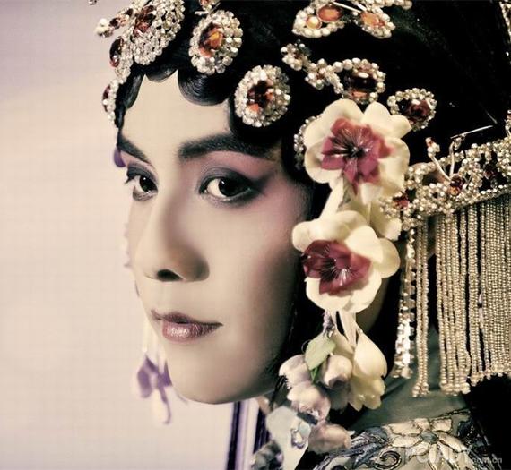 红唇猫眼“老公们”美炸了_手机新浪网