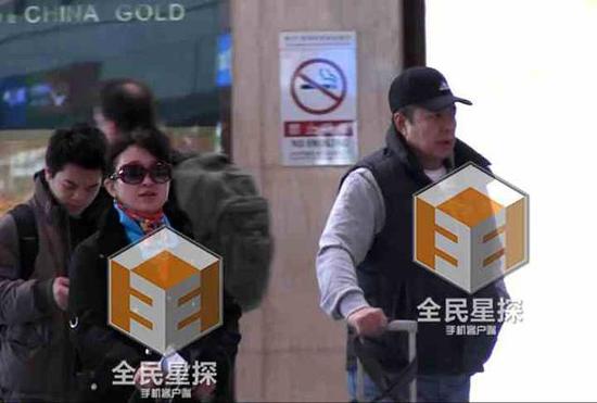 张铁林与女友刘玉婉