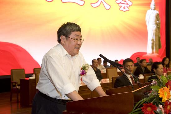 中共濟南市委統戰部副部長 市工商聯黨組書記 常務副主席齊振虎致辭