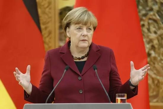 中德总理达成共识：携手推进“中国制造2025”和“德国工业4.0”战略对接