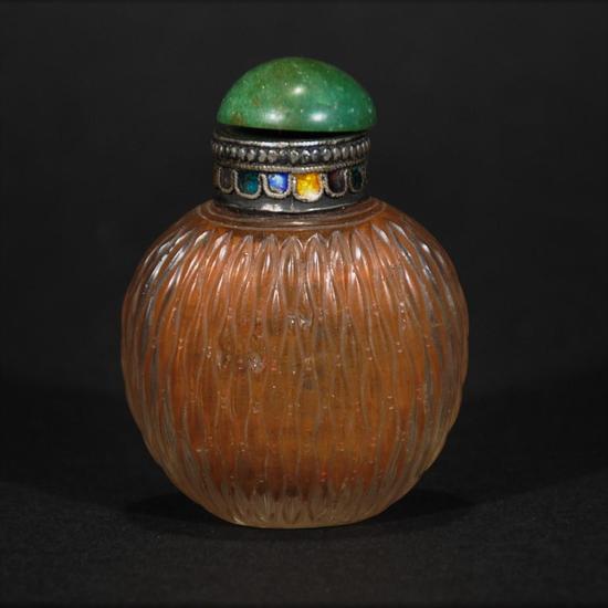 19世纪 水晶烟壶
拍品编号：16
高6cm
起拍价格：100 美元