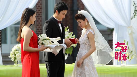 光》曝花絮 胡歌王晓晨浪漫发糖|王晓晨|胡歌|韩东君