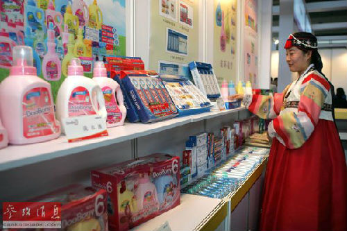 中国客户成为海淘韩国商品的主要消费群。(资料图片)