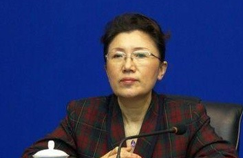 女厅官日受贿近万 儿子结婚五星级酒店摆婚宴