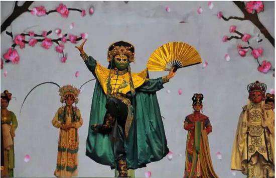 城围联季后赛首站打响