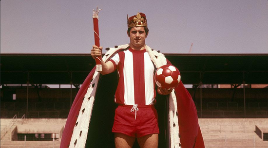 致敬史上最伟大杀手! 盖德穆勒=进球+纪录+冠