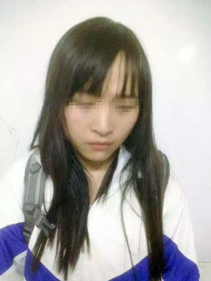 我有姿势我自豪每日囧吐槽:宅男一脸咸湿的表