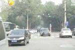 朱雀路沿線十字路口均新增一機(jī)動(dòng)車道