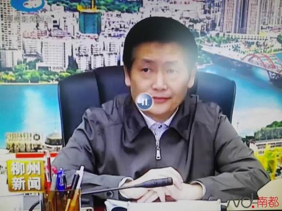 柳州市委副书记、市长肖文荪，他昨晚在柳州电视台《柳州新闻》里最后一次露面。视频截图