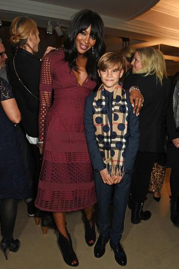 贝克汉姆二儿子魅力难挡!收获巨星粉丝