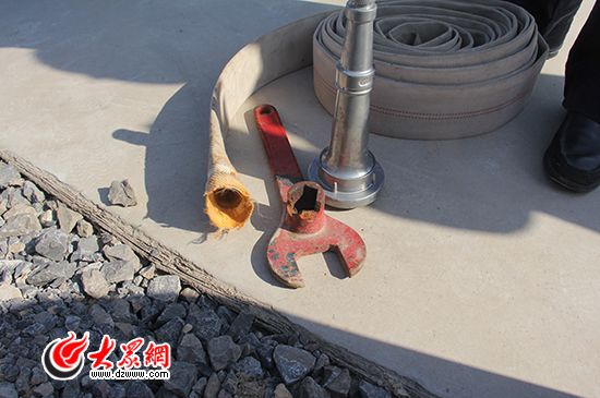 暗查暗访小组在山东汇东新能源检查过程中发现,企业的消防设施均存在不同程度的损坏。