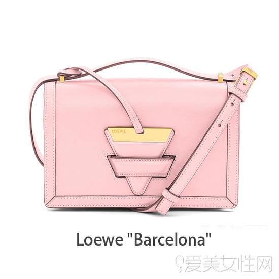 Loewe Barcelona包包推荐