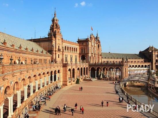 塞维亚，西班牙 (Seville, Spain)