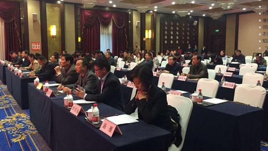 挖掘民俗特色，講好老家故事