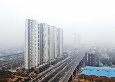 籠罩在大霧中的綠城