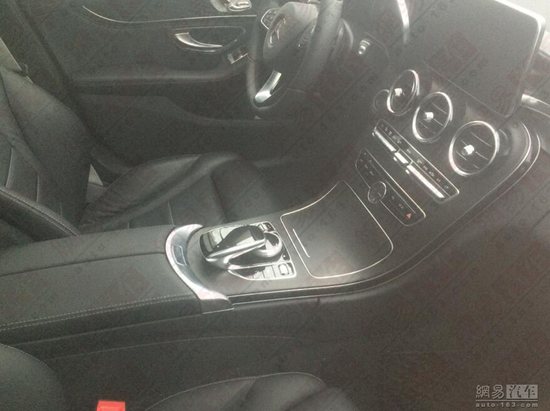 高功3.0T/AMG套件 曝国产奔驰C450L谍照