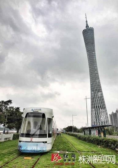 乘有轨电车，赏沿途风景（中车株机 提供）