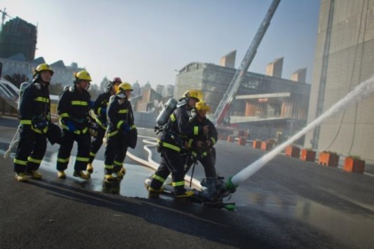 上海招聘700名专职消防员:战斗员平均月薪超5
