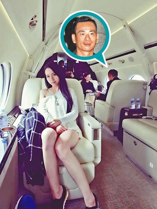 Meko Chiu在Instagram自贴与洗米华同坐私人飞机去首尔的相片