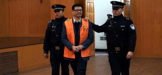 2014年12月9日，周文斌涉嫌受贿、挪用公款案在南昌中院开庭审理。