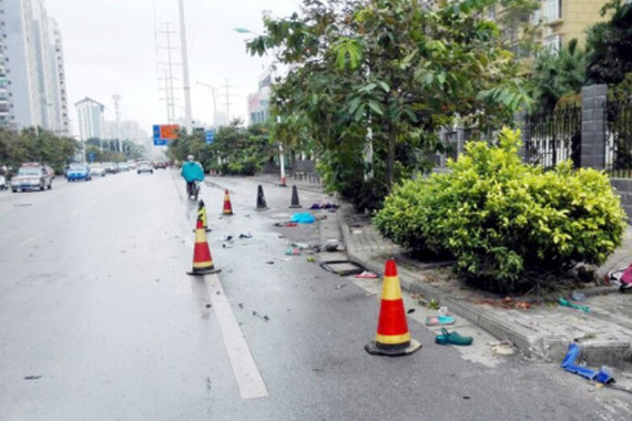 酒驾撞散电驴夺3命 超载电动车成马路杀手