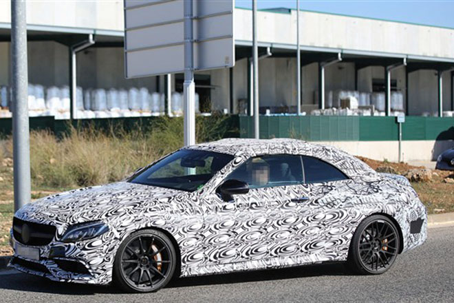 奔驰C63敞篷版谍照首曝 有望明年发布