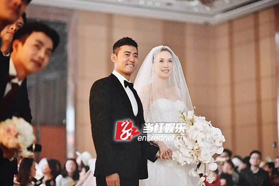 此次在长沙迎娶新娘,KK称因为对于这个城市有情结。