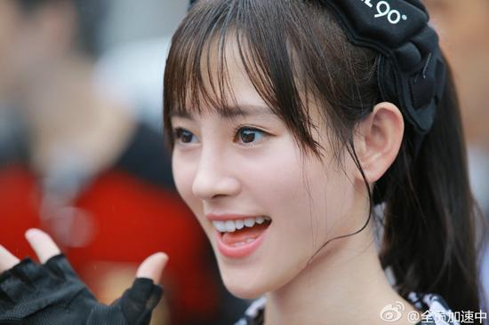 全员加速 鞠婧祎